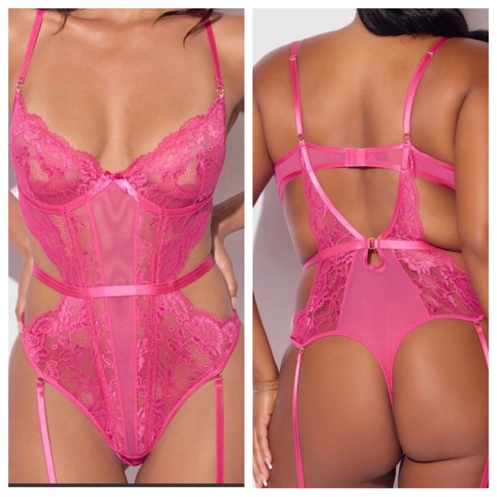 House of Desire NWT Women’s Intimates Lingerie Harlow Bodysuit Fuchsia Pink Lace